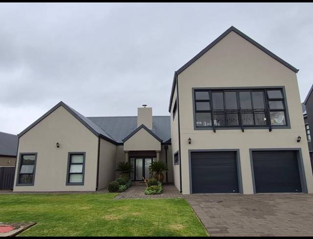 4 BEDROOM HOUSE FOR SALE IN HERON BANKS GOLF ESTATE
